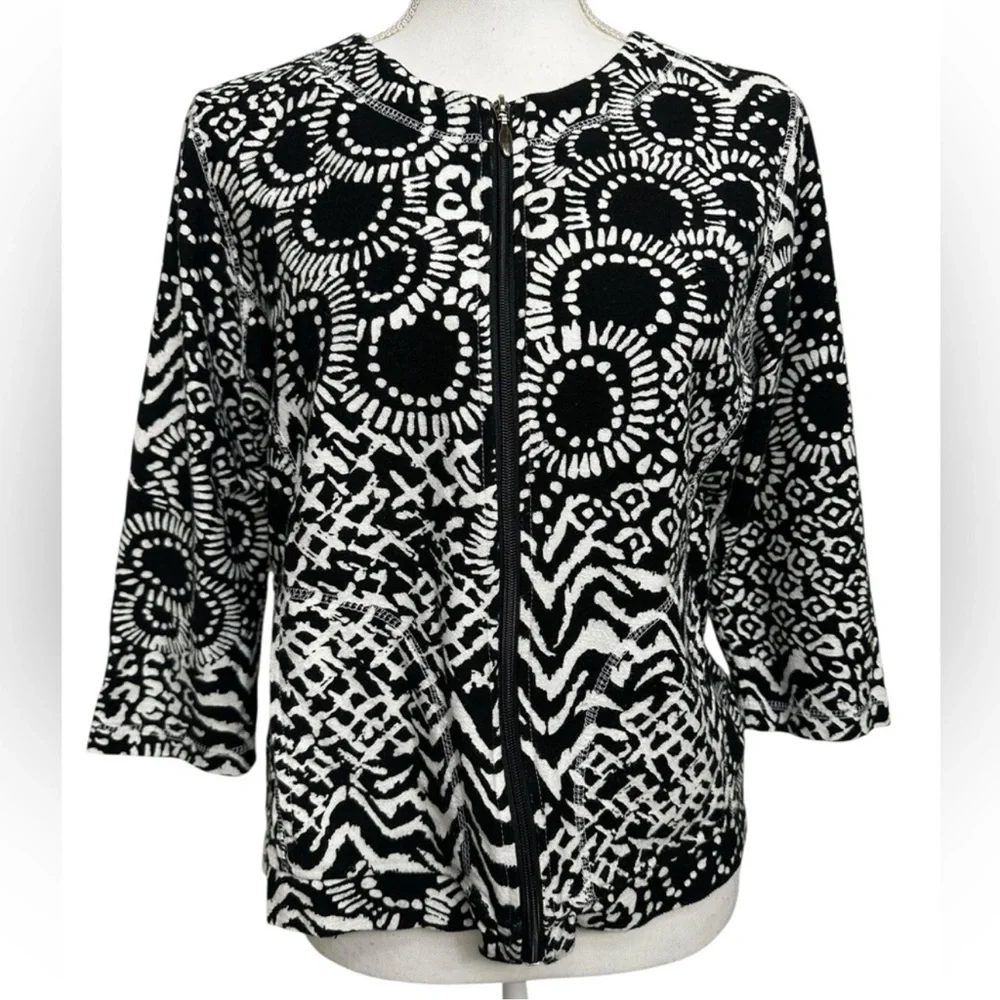 ONQUE CASUALS / Black & White Cardigan / Small / Preppy Bohemian Office Retro